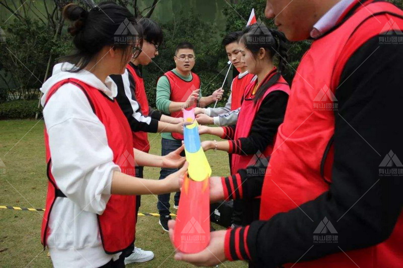 推荐理由:详细介绍团建小游戏《禁止触摸》的玩法和所需道具